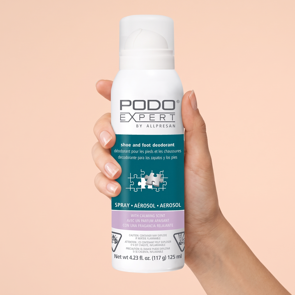 PodoExpert Shoe & Foot Deodorant 125 ml – Scented held in hand
